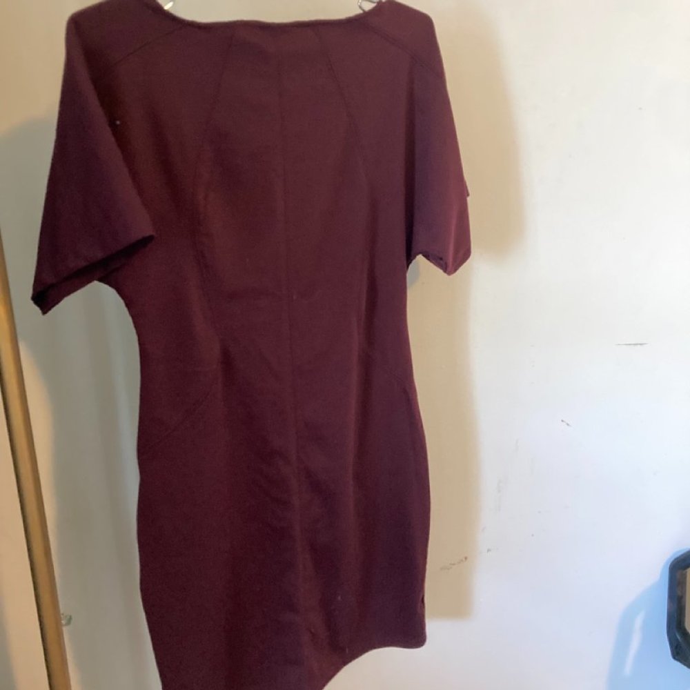 Burgundy/Wine Simple Classy Dress Sz S hz POCKETS